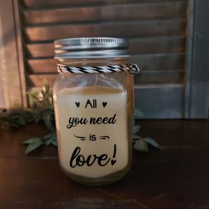 All you need is love! – Pot met geurkaars