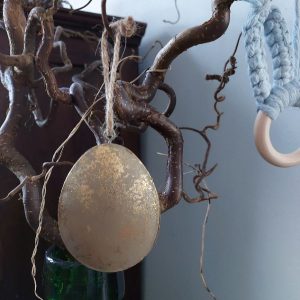 Paasei – hanger voor in de Paastak – Goudkleurig S – Swiet Home