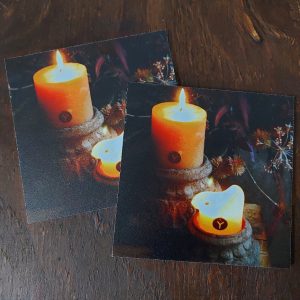 Kunststof onderzetter – Kandelaars met brandende kaarsen