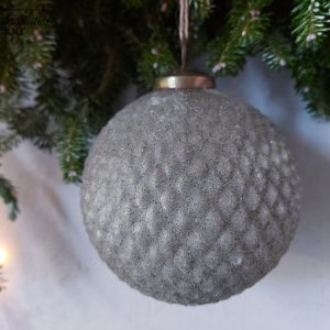 Swiet Home – Kerstbal van glas – Lara grijs Ø13cm