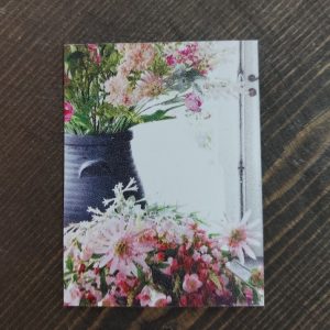 Koelkastmagneet vaas met roze bloemen – Country Deco