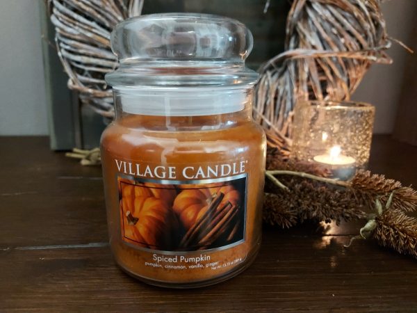 Village Candle Spiced Pumpkin - Geurkaars M