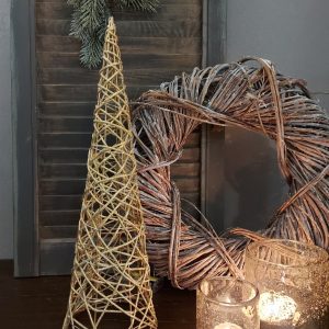 Countryfield – Kerstkegel Led 20 lampjes – Goud S – D.12 H.40cm