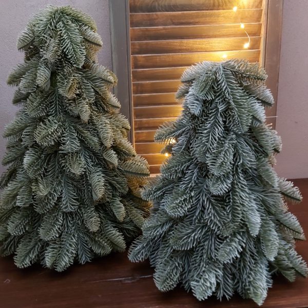 Set van twee kunst Nobilis kerstbomen van het merk Brynxz.