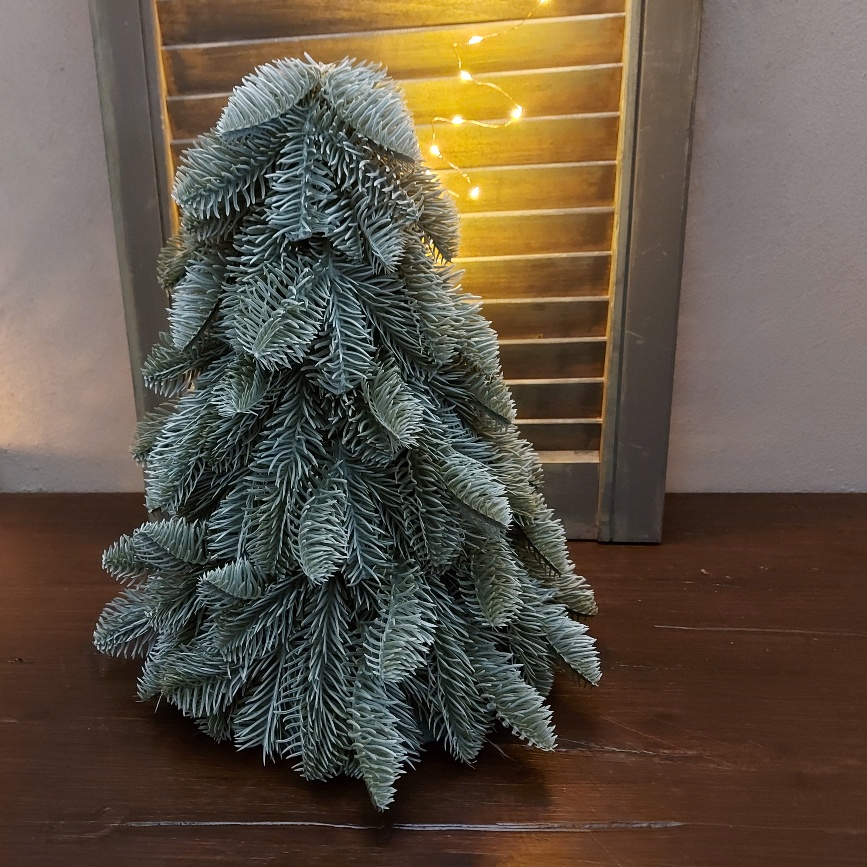 Nobilis kerstboom maat S, kunst Nobilisboompje van het merk Brynxz.