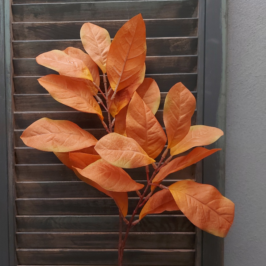 Magnolia zijdenbloem in herfstkleuren van het merk Brynxz.