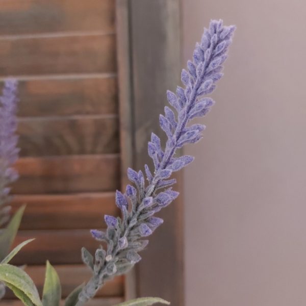 Lavendel kunstbloem in een bosje, van het merk Countryfield.