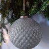 Swiet Home - Kerstbal van glas - Lara grijs Ø13cm - Afbeelding 6
