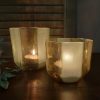 Sfeerlicht van glas voor een theelicht van 6 cm in warme kleuren, van het merk Mansion Atmosphere.