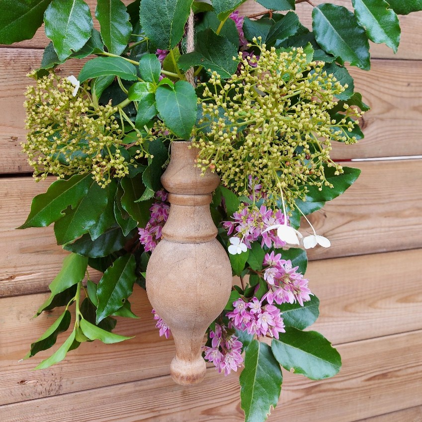 Blank houten klos om een toef mee te decoreren, van het merk Swiet Home