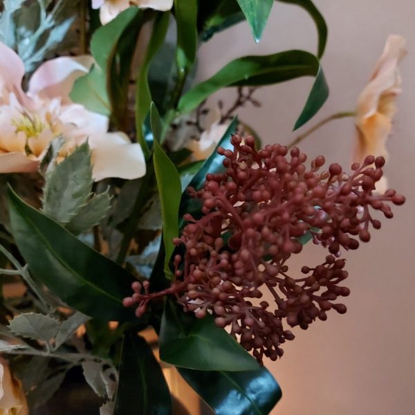 Compleet boeket kunstbloemen met een extra voordelige prijs. Exclusief verkrijgbaar bij Creatieve Decoraties Voor Jou.