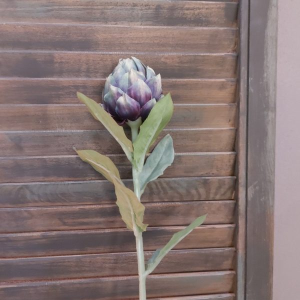 Artisjok kunstbloem in een paarse kleur van het merk Countryfield.