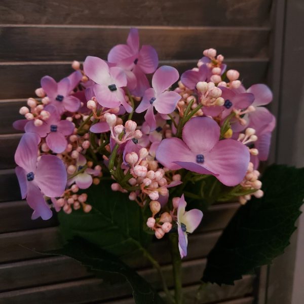 Hortensia kunstbloem met een grote roze bloem, van het merk Brynxz.