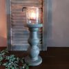 Baluster kandelaar van aardewerk in een beton grijze kleur, van het merk Brynxz uit de serie Majestic Vintage.