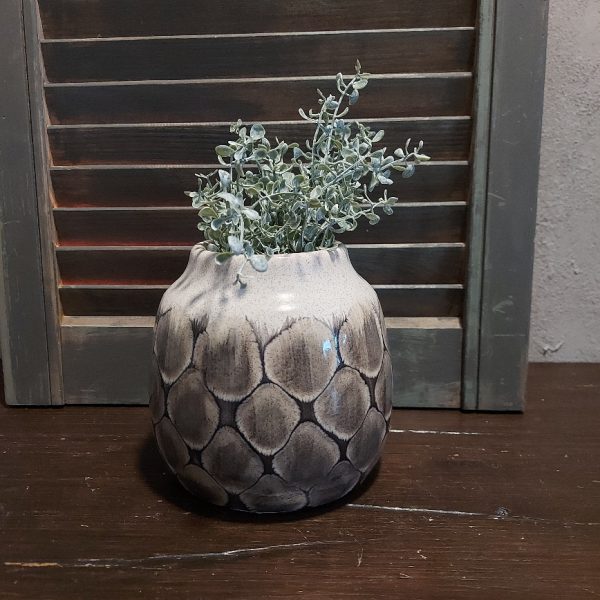 Bloempot van aardewerk met glazuur in grijstinten, van het merk Countryfield.