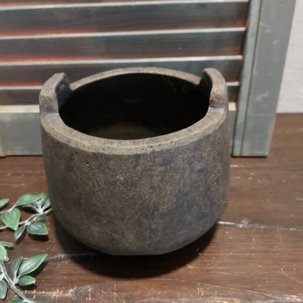 Bloempot van aardewerk in een warm bruine kleur, van het merk Brynxz uit de serie Majestic Brown.