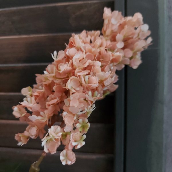 Pluimhortensia kunstbloem met 5 bloemtrossen in een zacht roze kleur, van het merk Brynxz.