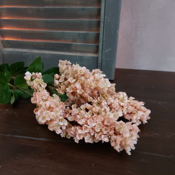 Pluimhortensia kunstbloem met 5 bloemtrossen in een zacht roze kleur, van het merk Brynxz.