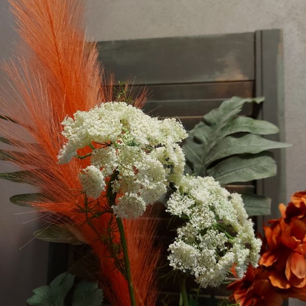 Compleet boeket zijden bloemen in vrolijke zomerkleuren. Exclusief verkrijgbaar bij Creatieve Decoraties Voor Jou.