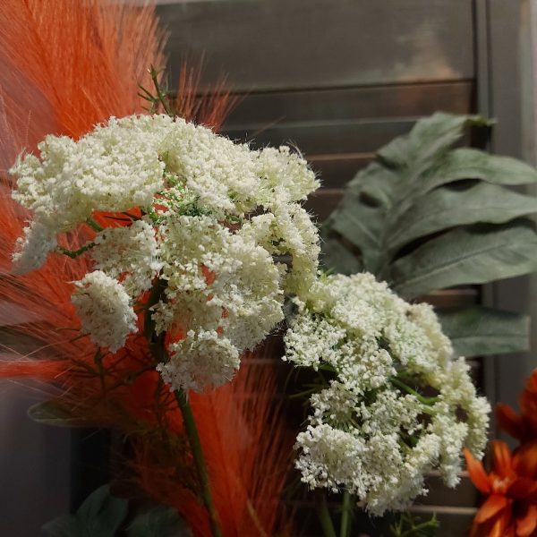Compleet boeket zijden bloemen in vrolijke zomerkleuren. Exclusief verkrijgbaar bij Creatieve Decoraties Voor Jou.