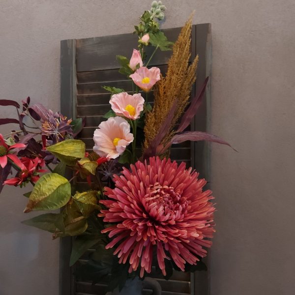 Compleet boeket zijden bloemen in frisse zomerkleuren. Exclusief verkrijgbaar bij Creatieve Decoraties voor Jou.