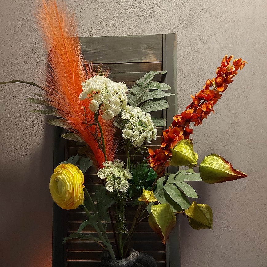 Compleet boeket zijden bloemen in vrolijke zomerkleuren. Exclusief verkrijgbaar bij Creatieve Decoraties Voor Jou.