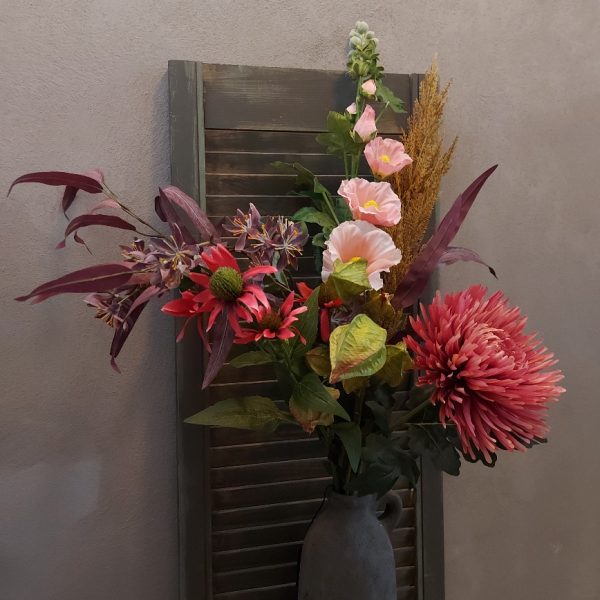 Compleet boeket zijden bloemen in frisse zomerkleuren. Exclusief verkrijgbaar bij Creatieve Decoraties voor Jou.