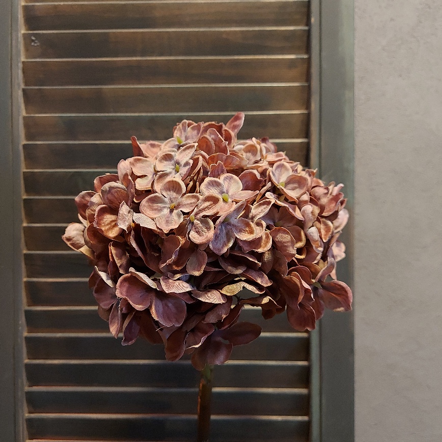 Hortensia kunstbloem in een oud roze kleur, van het merk Countryfield.
