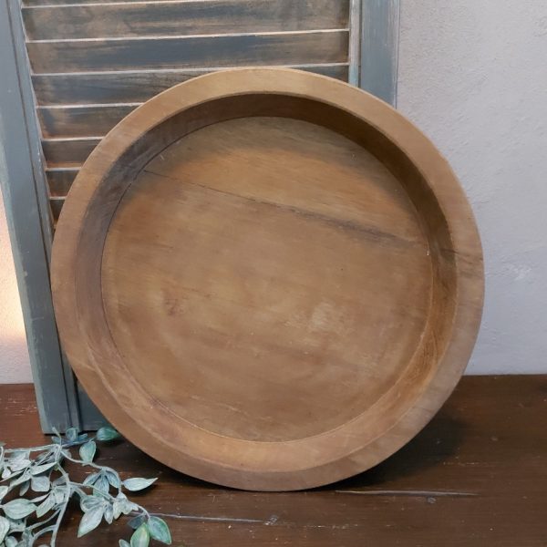 Grote ronde schaal van onbehandeld mangohout.