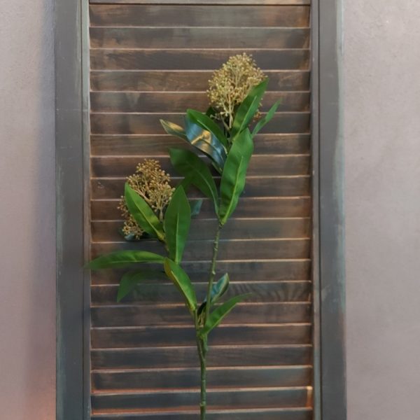 Skimmia kunstbloem met zacht roze bloemen, van het merk Countryfield.