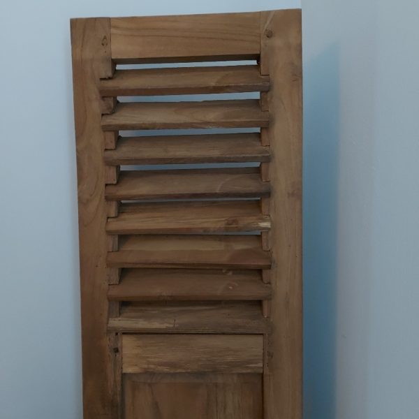 Louvre luik met een paneel van 95 cm hoog, gemaakt van Mangohout.