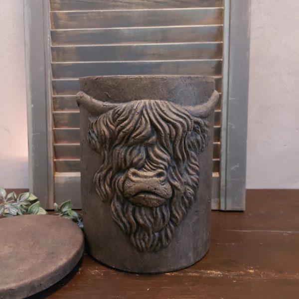 Pot van aardewerk met deksel in een warm bruine kleur. Van het merk Brynxz uit de serie Majestic Brown.