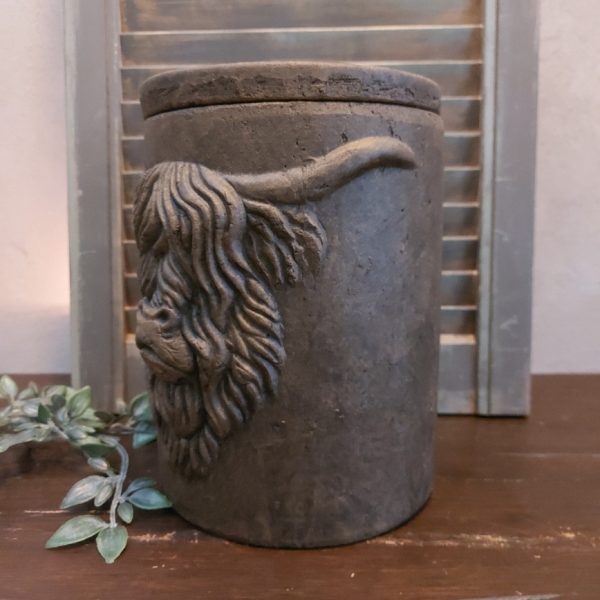 Pot van aardewerk met deksel in een warm bruine kleur. Van het merk Brynxz uit de serie Majestic Brown.