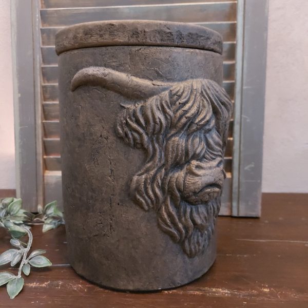 Pot van aardewerk met deksel in een warm bruine kleur. Van het merk Brynxz uit de serie Majestic Brown.
