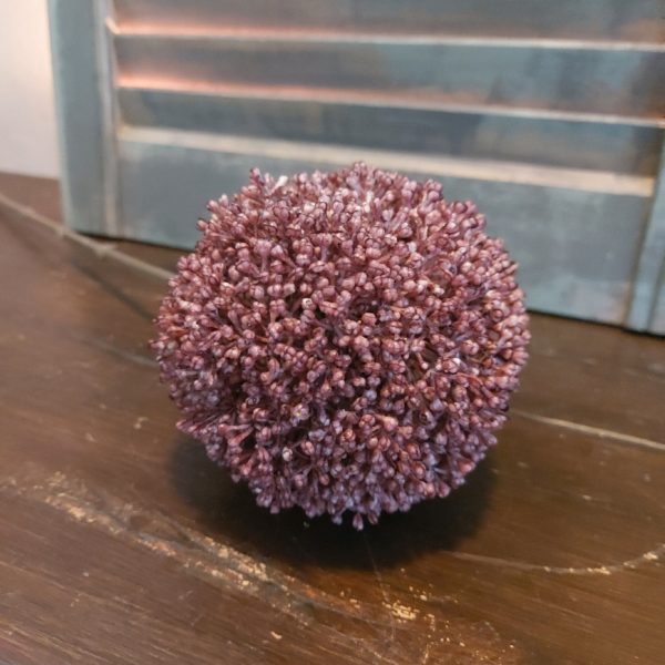 Paarse sierui kunstbloem met een bloem van 10 cm doorsnede van het merk Countryfield.