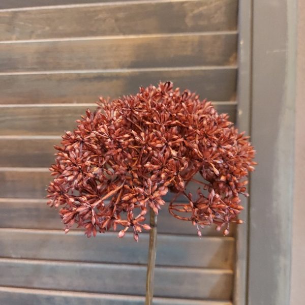 Leverkruid kunstbloem met een rode bloem, van het merk Countryfield.