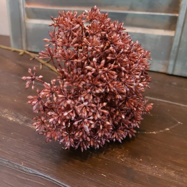 Leverkruid kunstbloem met een rode bloem, van het merk Countryfield.