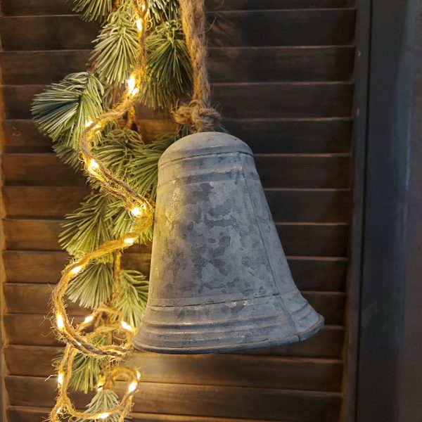 Bel van zink, kerstklok van het merk Countryfield.
