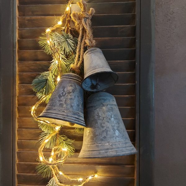 Bel van zink, kerstklok van het merk Countryfield.