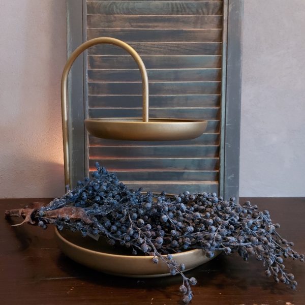Etagère van metaal in een mat gouden kleur, van het merk Countryfield.
