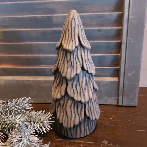 Kerstboom van aardewerk in een warm bruine gemêleerde kleur, van het merk Brynxz uit de serie Majestic Brown.