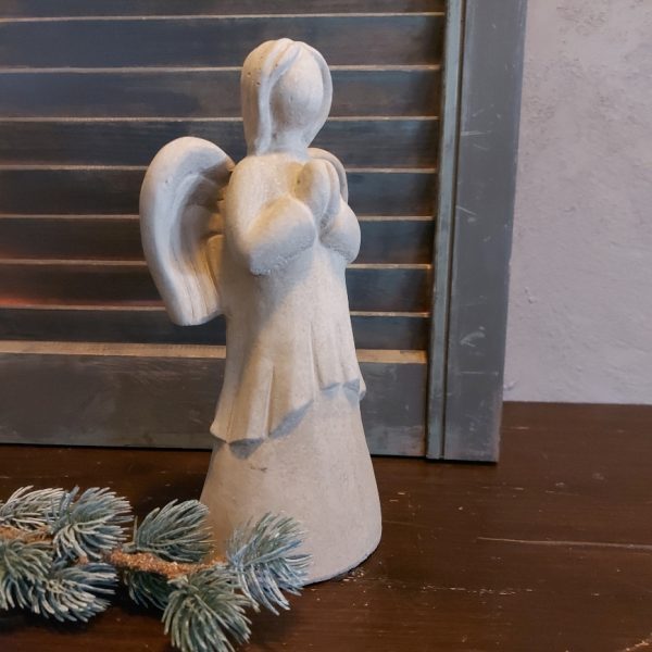 Engel van aardewerk in een zachte taupe kleur, van het merk Brynxz uit de serie Majestic Taupe.
