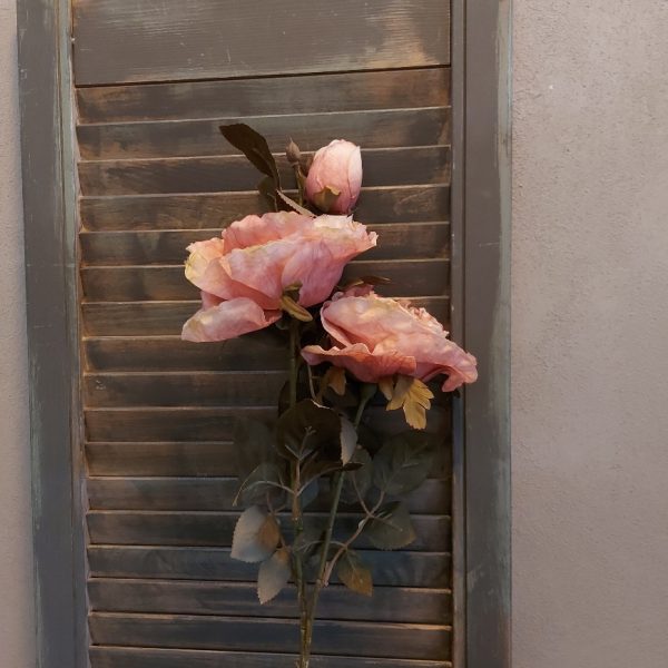Pioenroos kunstbloem met drie bloemen in een oud roze kleur van het merk Sylxz van Brynxz.