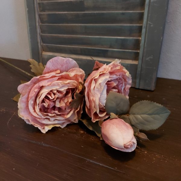 Pioenroos kunstbloem met drie bloemen in een oud roze kleur van het merk Sylxz van Brynxz.