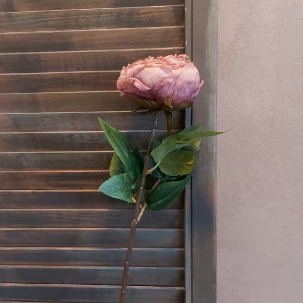 Pioenroos kunstbloem in een oud roze kleur van het merk Sylxz van Brynxz.