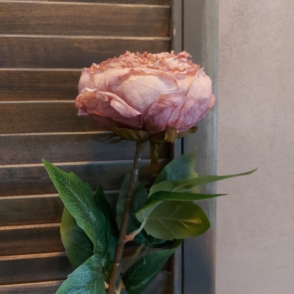 Pioenroos kunstbloem in een oud roze kleur van het merk Sylxz van Brynxz.