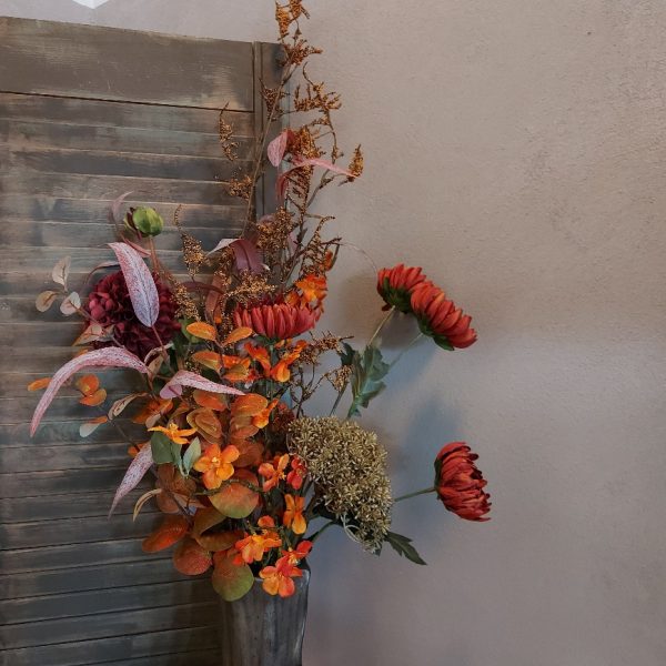 Compleet boeket zijden bloemen in warme nazomerkleuren. Exclusief verkrijgbaar bij Creatieve Decoraties voor Jou.