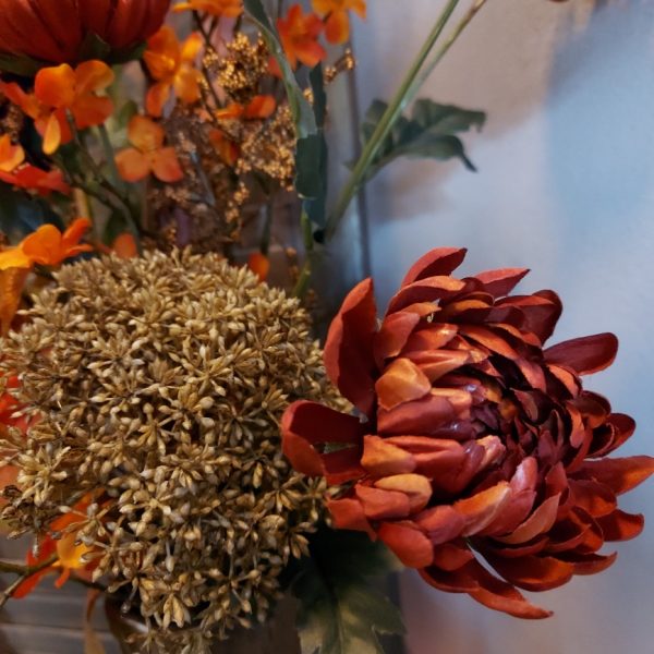 Compleet boeket zijden bloemen in warme nazomerkleuren. Exclusief verkrijgbaar bij Creatieve Decoraties voor Jou.