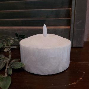 Witte led kaars met een doorsnede van 10 cm van het merk Mansion Atmosphere.