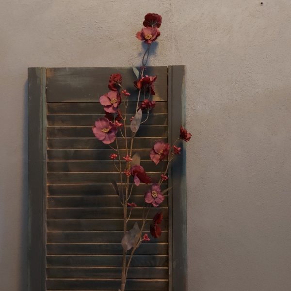 Hibiscus kunstbloem in een donker rode kleur van het merk Sylxz van Brynxz.
